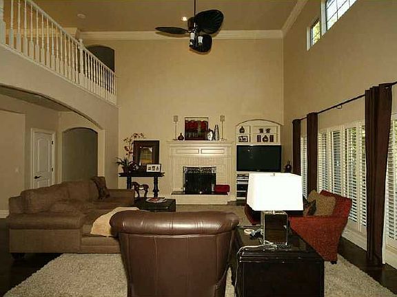 2 story ceilings