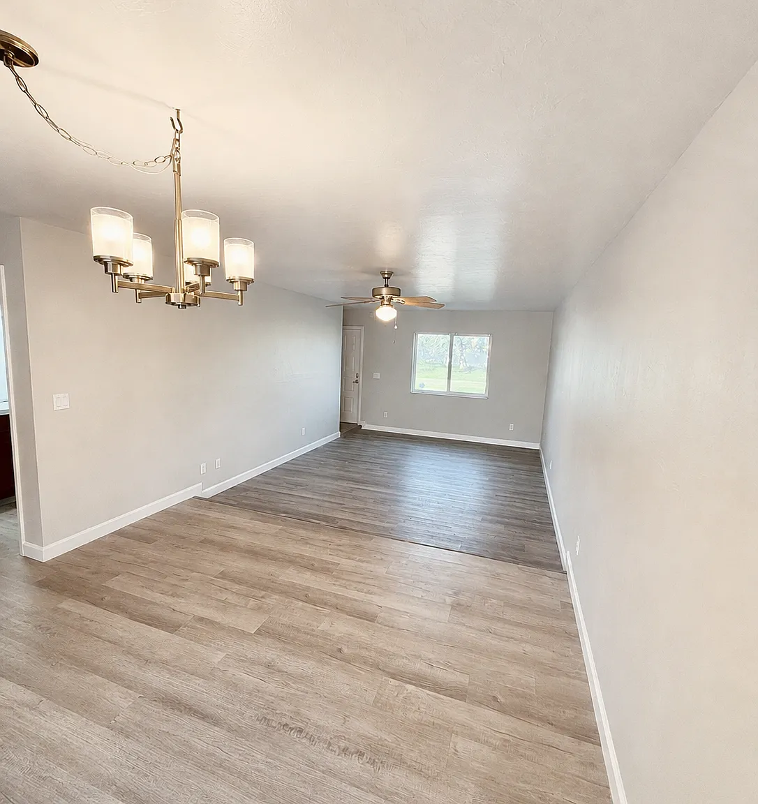 2 bed, 2.5 bath, 1254 sqft, $1,650 — Photo 2