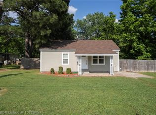 222 E Main St, Alma, AR 72921