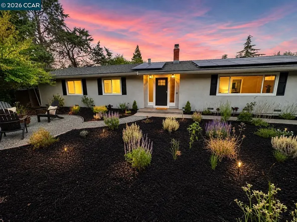8 Cherry Hills Ct, Lafayette, CA 94549