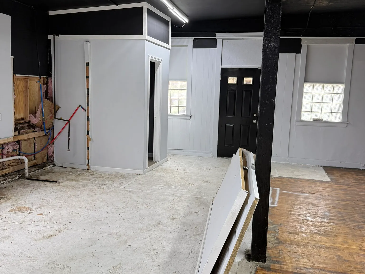 Studio, 1450 sqft, $1,500 — Photo 2