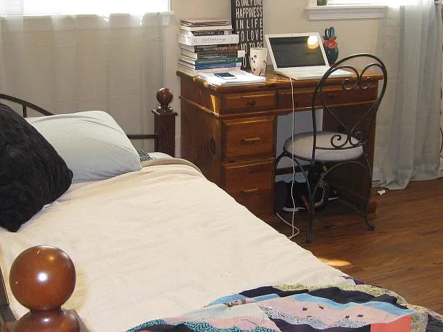 4708 Roland Ave #5 — Photo 2