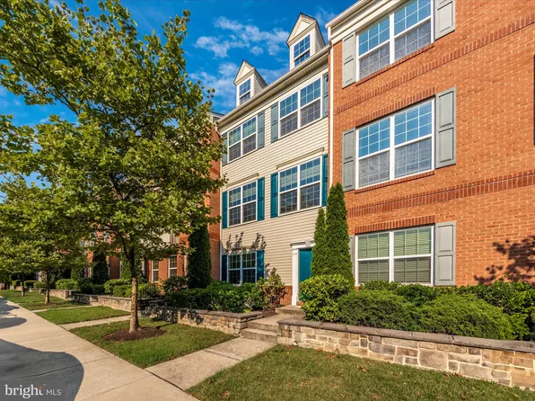 7814 Blue Stream Dr, Elkridge, MD 21075