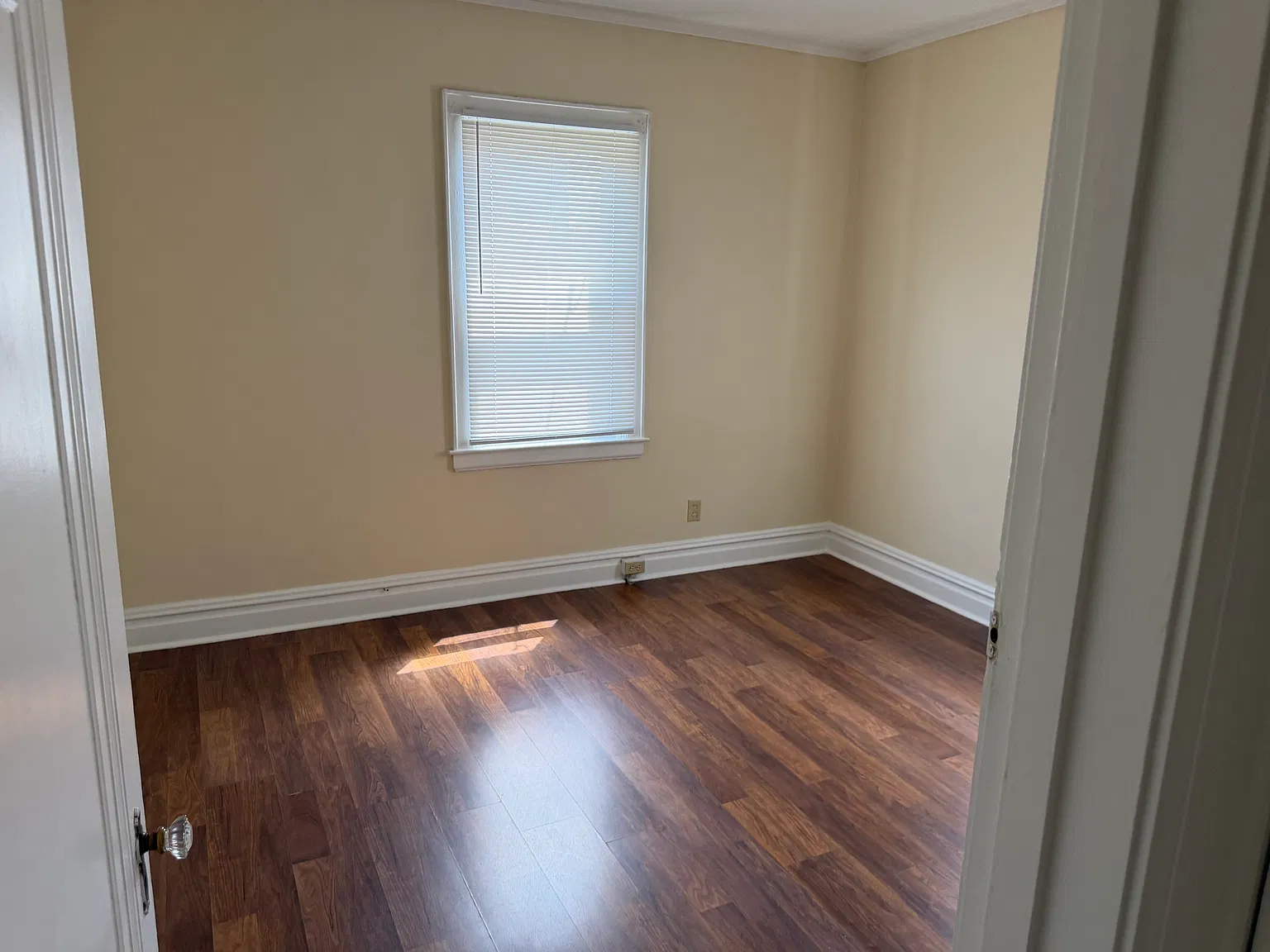 1 bed, 1000 sqft, $725 — Photo 4