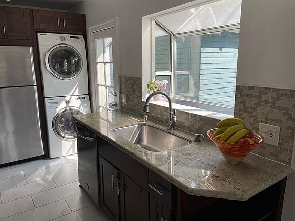 5th image of 4103 Alabama St