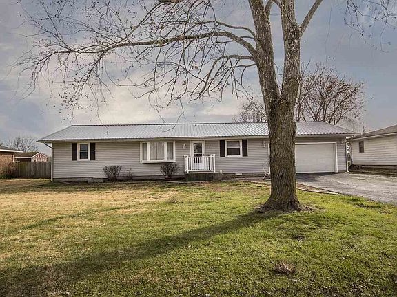 3rd image of 276 Shelly Blvd