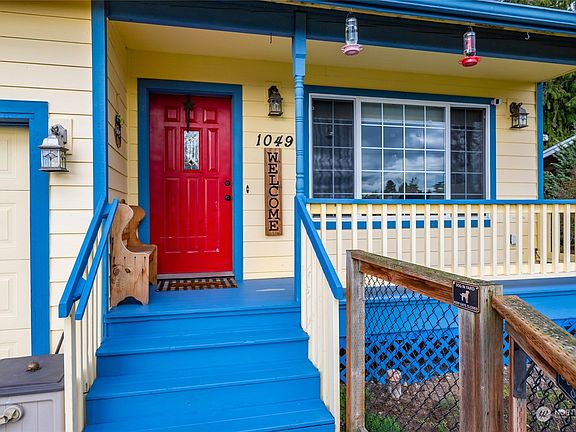 4th image of 1049 Halsey Drive