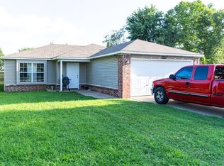 2213 S Harvey Wakefield Ave, Pea Ridge, AR 72751