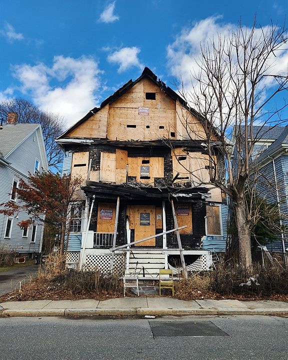 1st image of 5 Weyanoke St