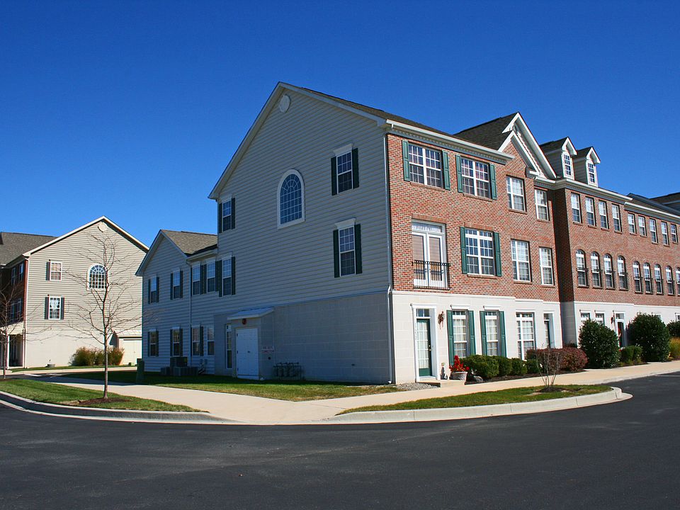 Luxury 3-Level Townhome