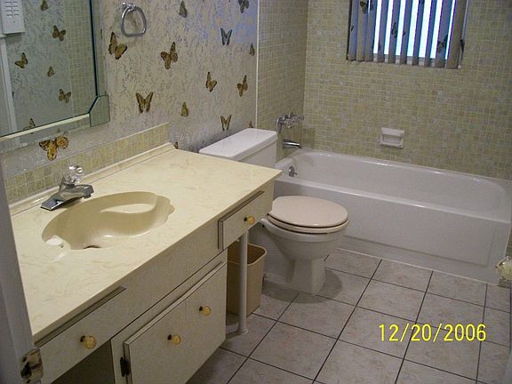 Hall Bath room