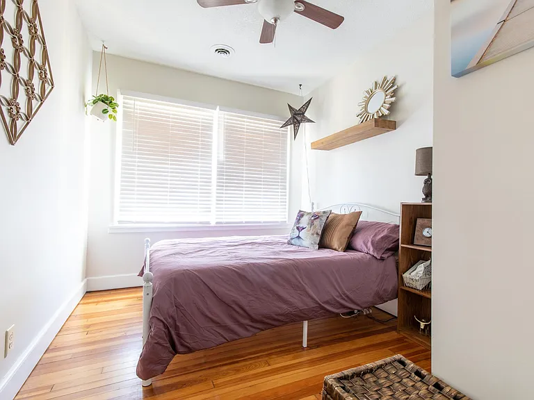1322 Chestnut St — Photo 11