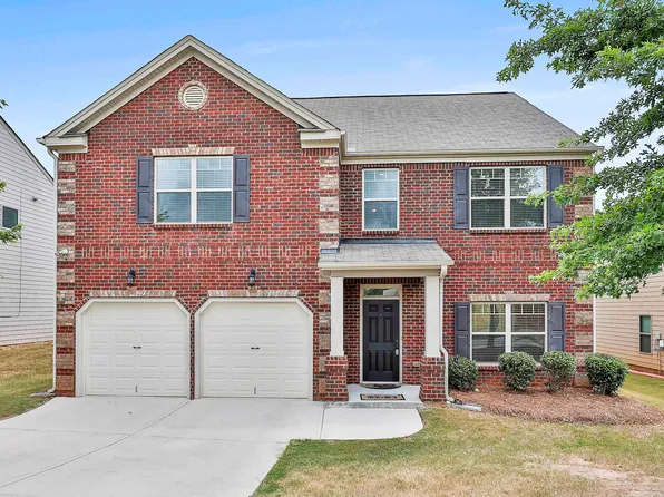 327 Bandelier Cir, Hampton, GA 30228