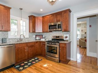 87 Rockland St, Springfield, MA 01118