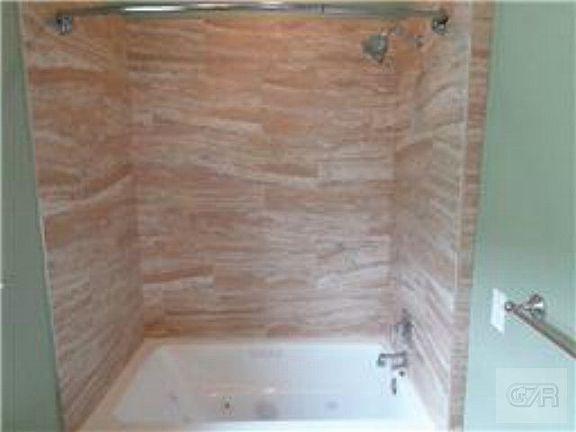 2nd image of 981 W Verdia Dr