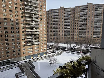 2942 West 5th Street, #8H