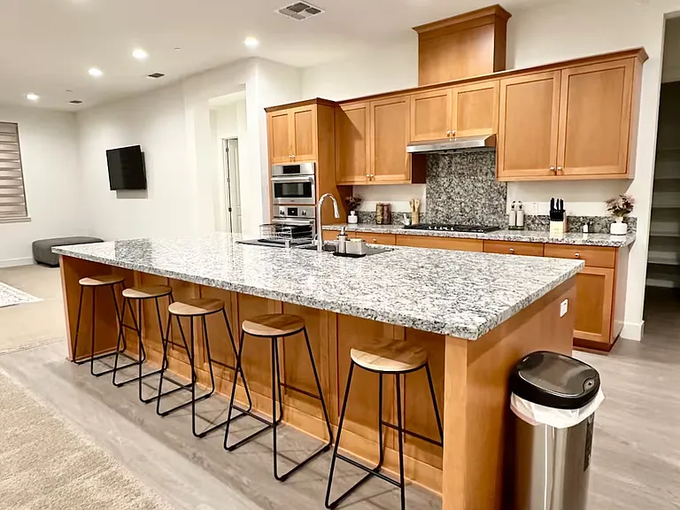 790 Southland Rd — Photo 9