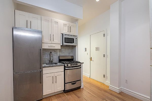 1st image of 164 E 82nd St #51