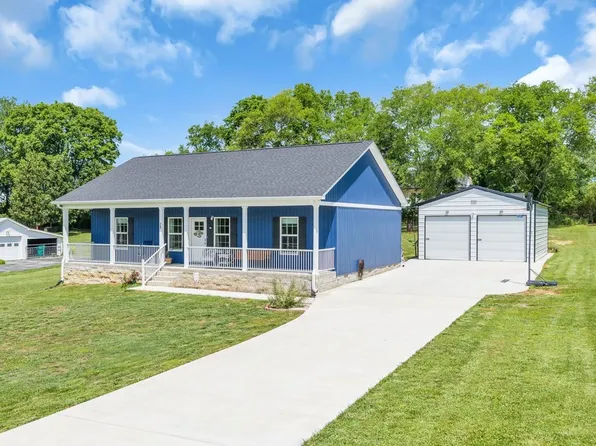 70 Crestview Dr, Winchester, TN 37398