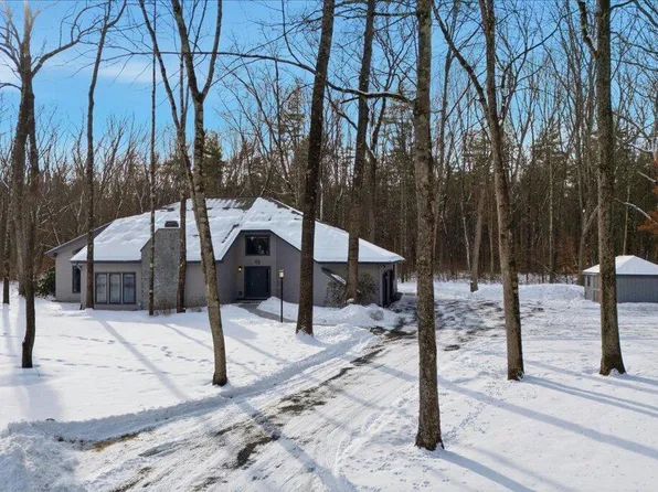 63 Oak View Drive, Fort Edward, NY 12828