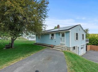 116 Corey Dr, North Bennington, VT 05257