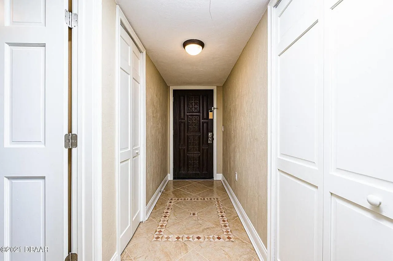 3 bed, 1650 sqft, $3,500 — Photo 2