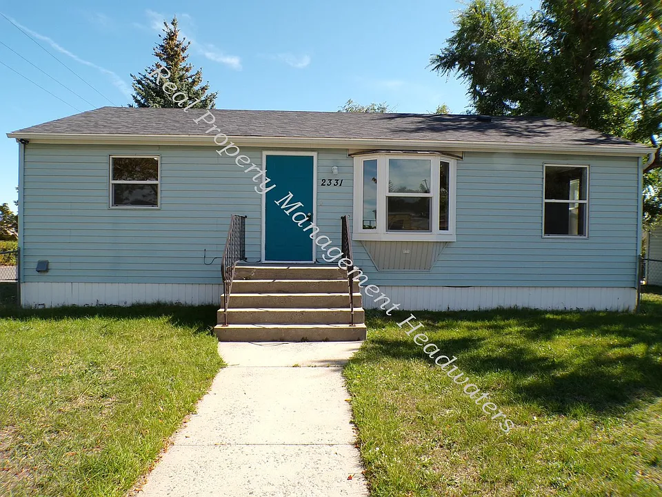 2331 National Ave