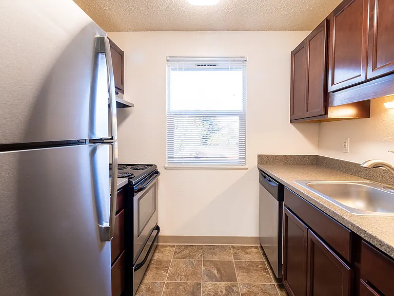 Bonnie Brae Apartments - Beaverton Oregon