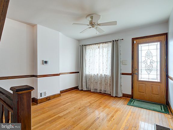 3rd image of 2250 Ritter St