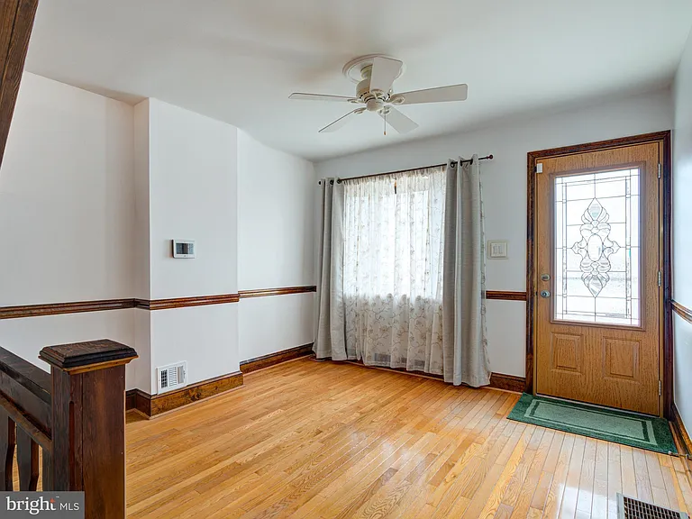 2250 Ritter St — Photo 3
