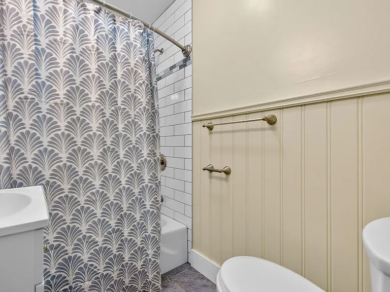 21 Ulster Ave #A — Photo 26