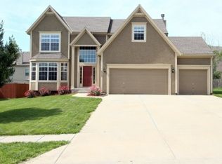 19325 W 209th Ter, Spring Hill, KS 66083