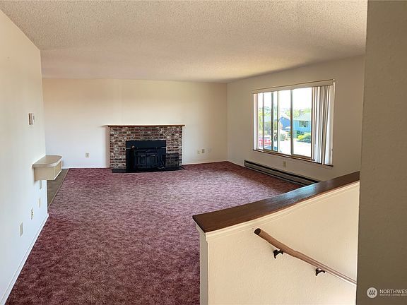 4th image of 5711 NE 60th Drive