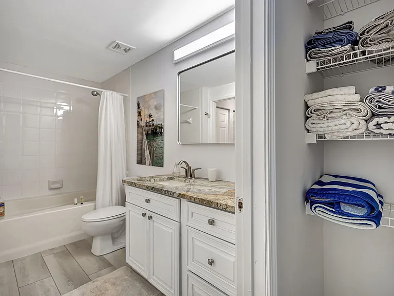 630 Sapodilla Ave #223 — Photo 23