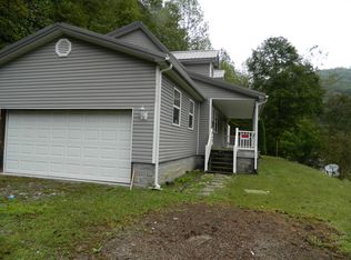 2063 Meathouse Frk, Canada, KY 41519