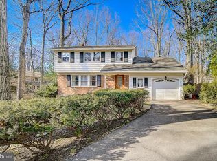 2 Pembroke Ct, Cherry Hill, NJ 08003