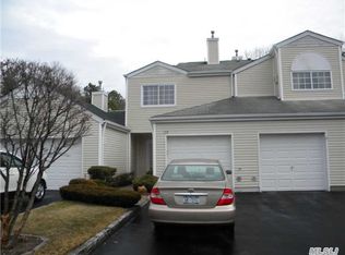 128 Farm House Ct, Manorville, NY 11949