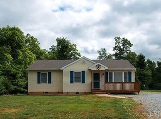 17479 Leesville Rd, Evington, VA 24550