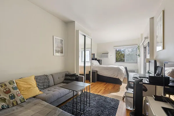 Rented by Triplemint | media 18