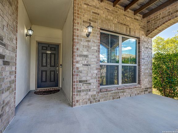 4th image of 3818 Manoway Bay