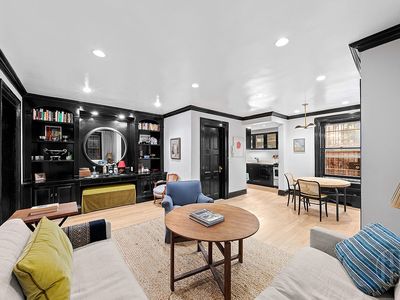 17 W 10th St APT 1N, Manhattan, NY, 10011