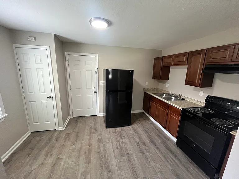6415 Godfrey Ave — Photo 4