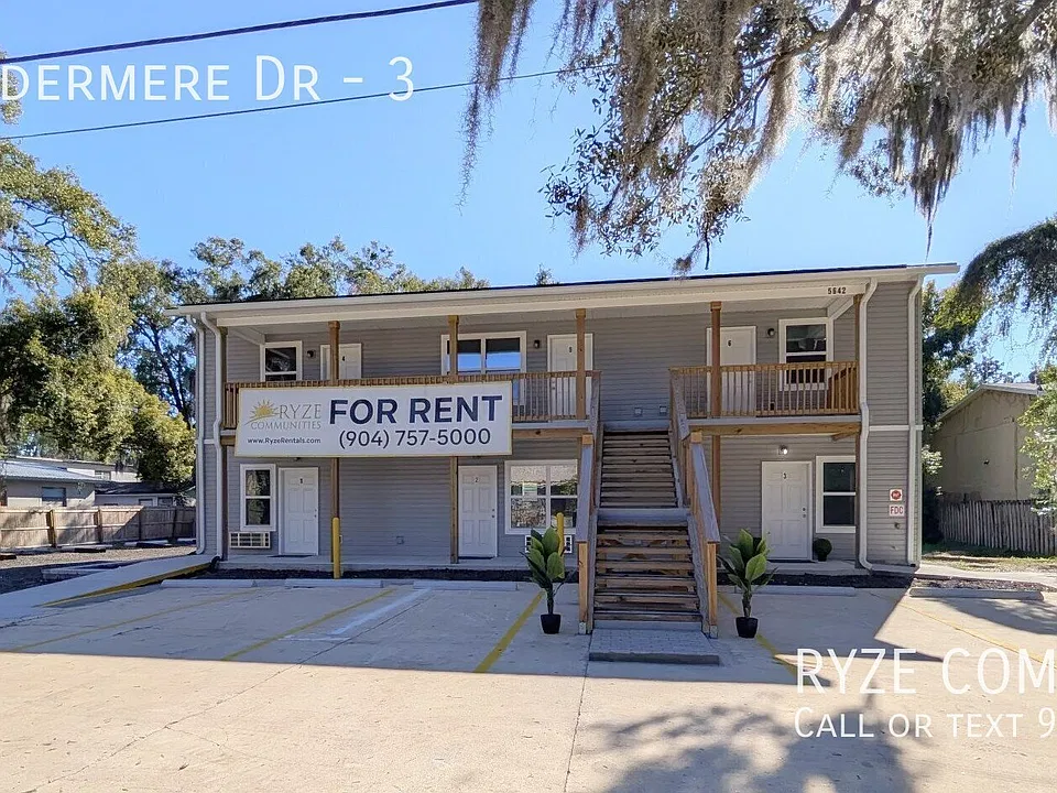 5642 Windermere Dr #3