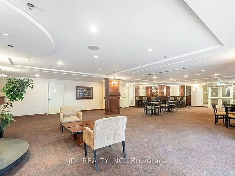 68 Corporate Dr #2821 — Photo 7