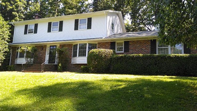 1st image of 471 Morgan Ln