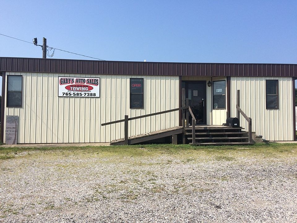 2nd image of 2949 E Us Highway 41