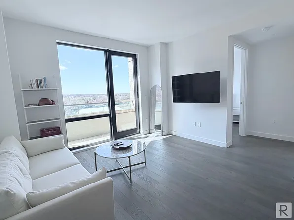 107-06 Queens Blvd #9E, Forest Hills, NY 11375