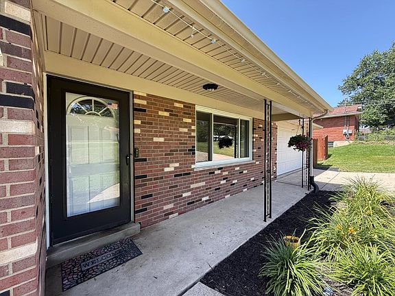 5th image of 7353 Elkwood Dr