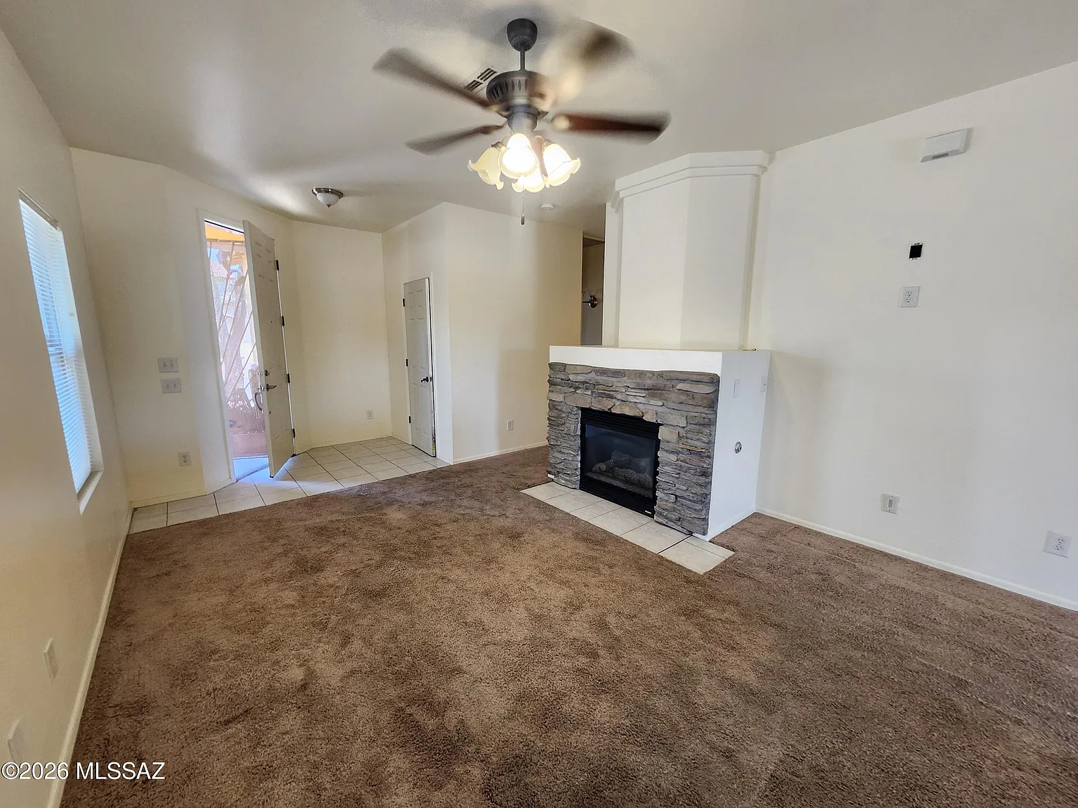 2 bed, 1.0 bath, 1004 sqft, $1,600 — Photo 4