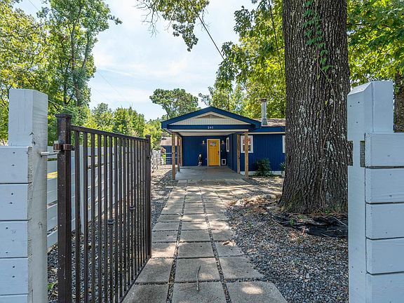 3rd image of 241 Bayou Point